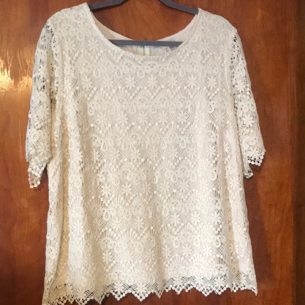 Elegant Lace Women's Top